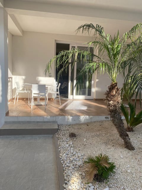 Patio, Garden view