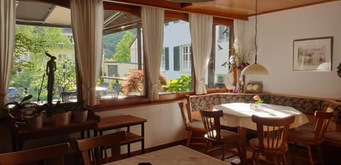 Gästehaus Serwazi-Zenzen Hotel in Cochem-Zell