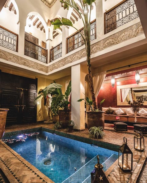 Swimming pool, Swimming pool