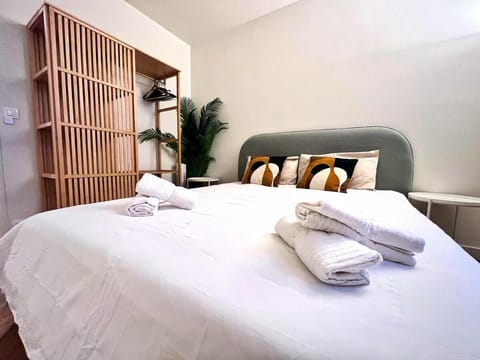 RF103 - Luxueux 3 pièces à Beausoleil Apartment in Monaco