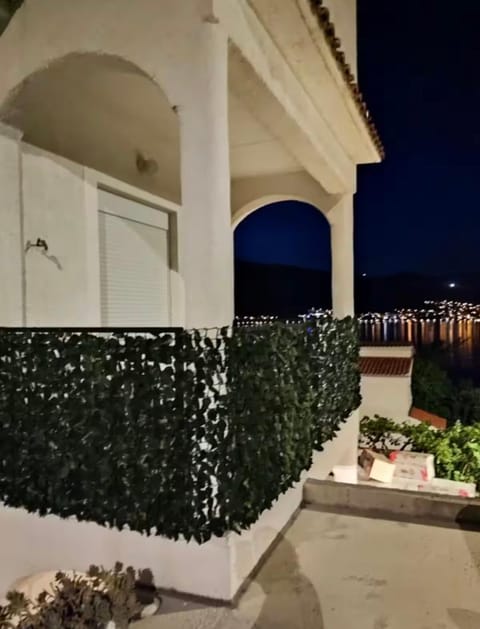 Charming Apartments Dalmatian Misto Čiovo Apartment in Šibenik-Knin County, Croatia