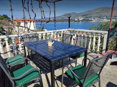 Charming Apartments Dalmatian Misto Čiovo Apartment in Šibenik-Knin County, Croatia