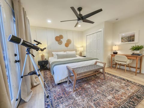 Sedona Oasis Luxe Home with Views Hot Tub and More House in Sedona