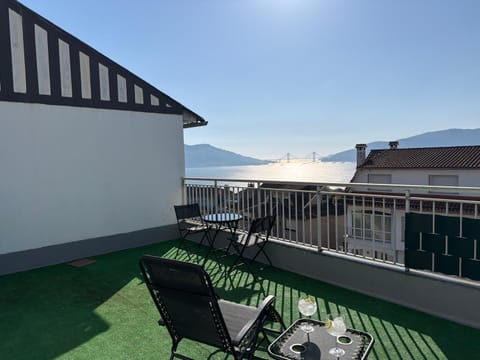 Balcony/Terrace, Landmark view, Sea view