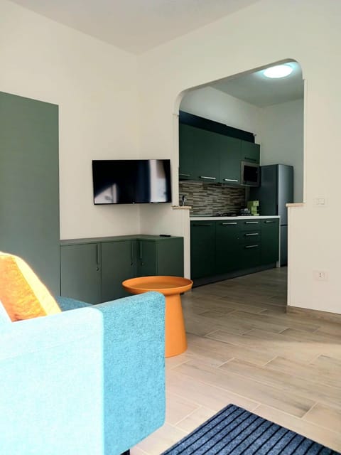 TV and multimedia, Kitchen or kitchenette, Living room