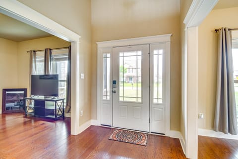 10 Mi to Gulfport Beaches Family Home with Patio House in Harrison County