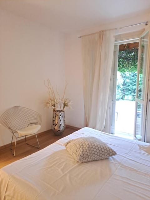 Cozy Apartment - Iseo Lake Apartment in Province of Brescia