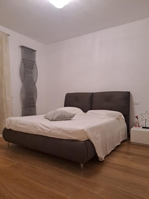 Cozy Apartment - Iseo Lake Apartment in Province of Brescia