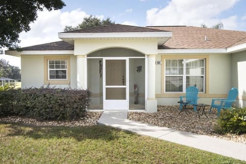 On the Course with a Pool House in Hernando