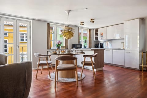 Stay Central - Steps from Tivoli & Nyhavn Apartment in Copenhagen