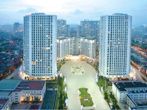 Property building, Day, Bird's eye view