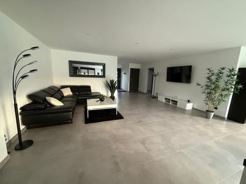 Villa Chipie neuve & grand standing ! House in Rhineland-Palatinate