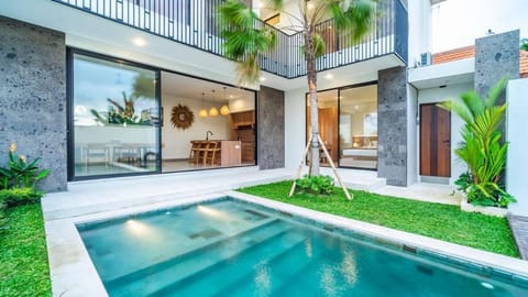 Garden, Balcony/Terrace, Swimming pool