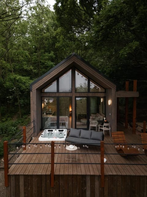 Property building, Natural landscape