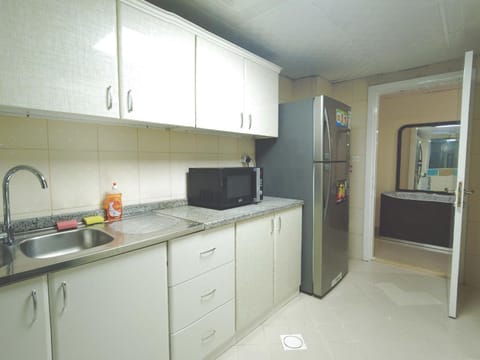 One Master Bedroom Fully Furnished Vacation rental in Al Sharjah