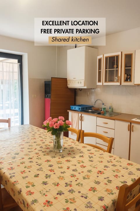 Kitchen or kitchenette, Dining area, Text overlay