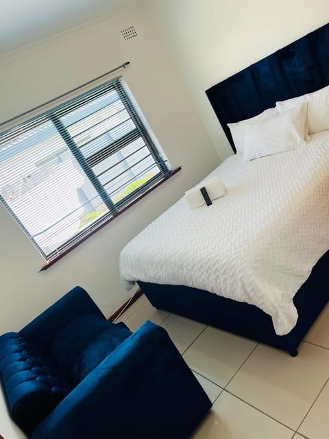 AFRICAN HAVEN GUEST HOUSE BnB GOODWOOD Bed and Breakfast in Cape Town