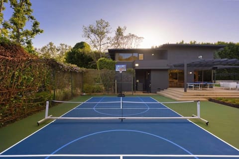 Tennis court