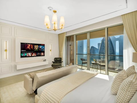 View (from property/room), Balcony/Terrace, Bedroom