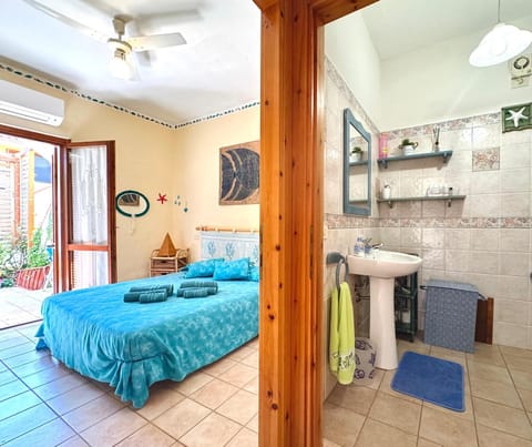 Bathroom, Bedroom