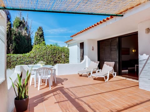 Patio, Balcony/Terrace, Seating area, sunbed