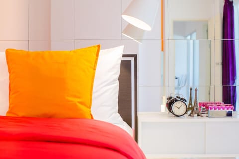 Bed, Bedroom