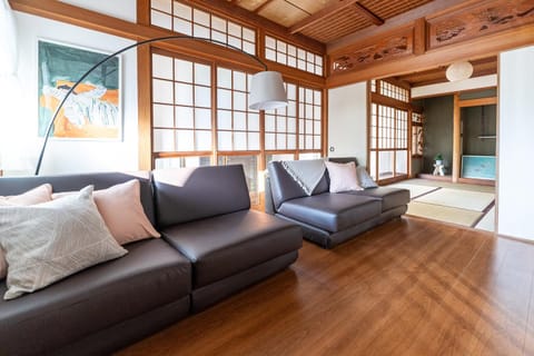 Seating area, Bedroom