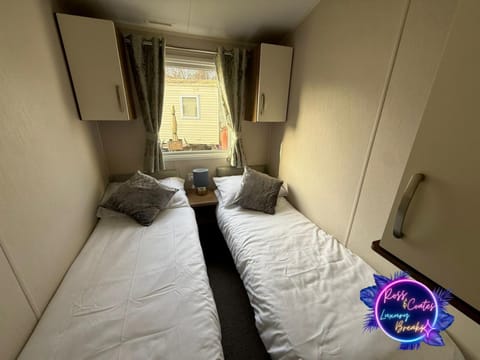 Lavish Larch 16 Larch view House in Tattershall