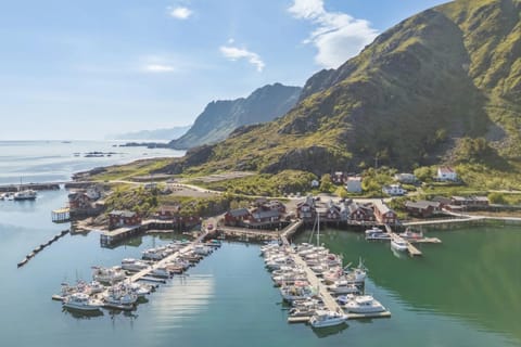 Day, Natural landscape, Bird's eye view, Fishing, Hiking, Mountain view, Sea view