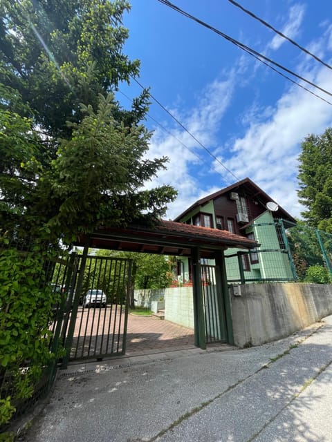 Property building, Parking