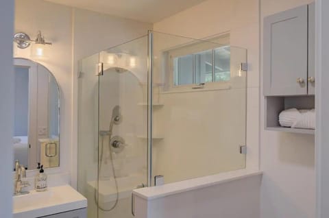 The Bungalows #1 House in Ocean Park