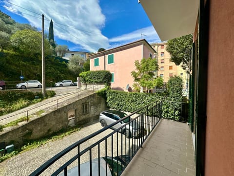 Balcony/Terrace, Parking