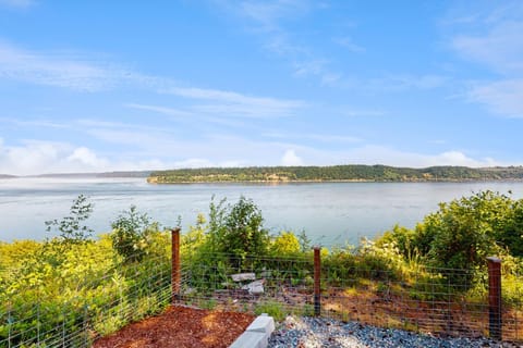 Holly Lane Luxe House in Tacoma