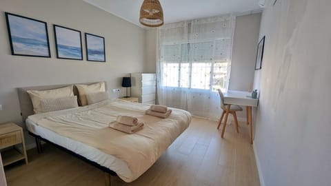 Lovely CASA DEL SOL close to the beach and Puerto Marina Apartment in Torremolinos