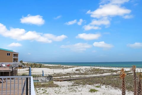 Salty Sisters by Pristine Property Vacation Rentals House in Mexico Beach