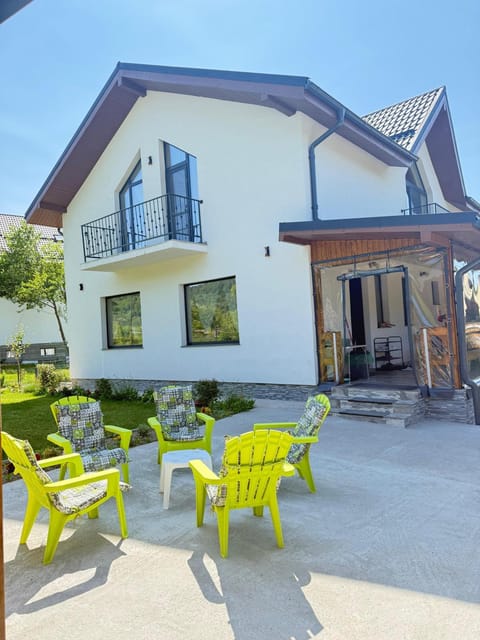 Garden, Garden view