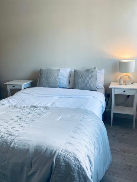 Starlight Apartments, Suite 6, Letterkenny Town Apartment in Letterkenny