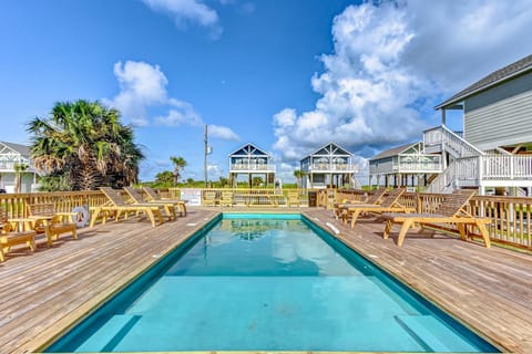 Life's a Beach House in Caplen