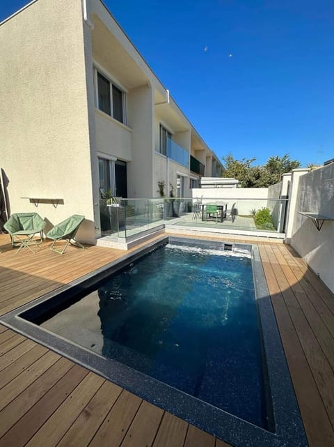 Garden, Swimming pool