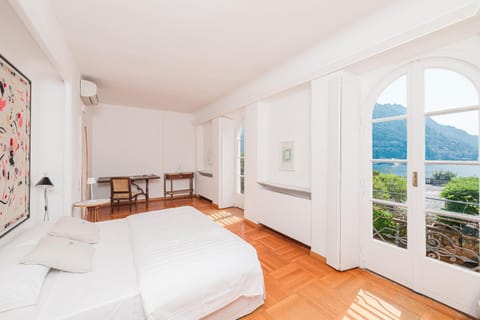 Villa Belvedere by Comorooms Villa in Como