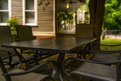 66 Center Main House House in Eureka Springs