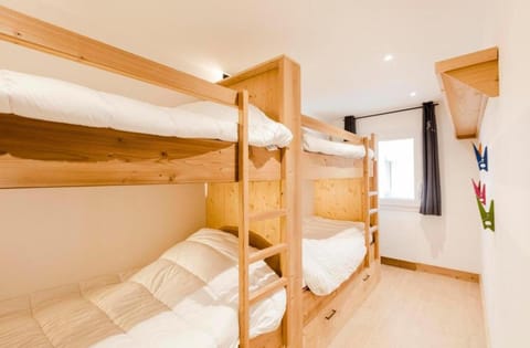 La Plane - Les Tanières de Montgenèvre - Appartement 8p front de neige Apartment in Montgenèvre