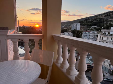 Natural landscape, View (from property/room), Balcony/Terrace, Sea view, Sunset