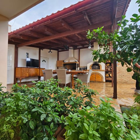 BBQ facilities, Garden