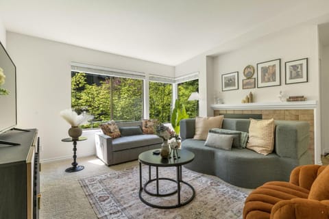 Perch - Bellevue Retreat House in Bellevue