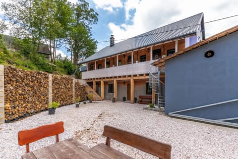 Property building, Seating area