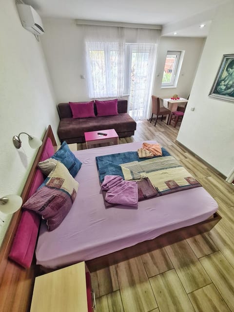 Living room, Seating area, Bedroom