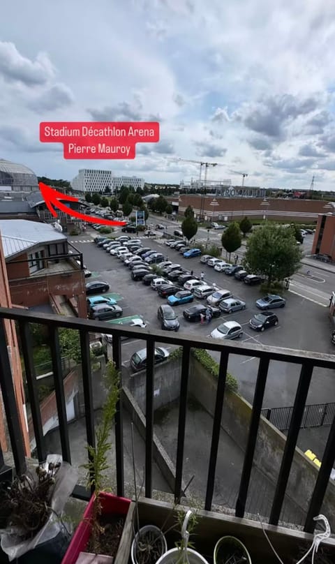 Duplex lumineux et cosy , 2 chambres à 5 min à pied du Stade Pierre-Mauroy Apartment in Villeneuve-d'Ascq