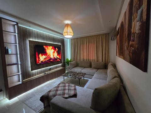 Communal lounge/ TV room, TV and multimedia, Living room, Seating area