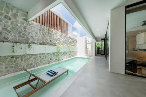 Swimming pool, sunbed
